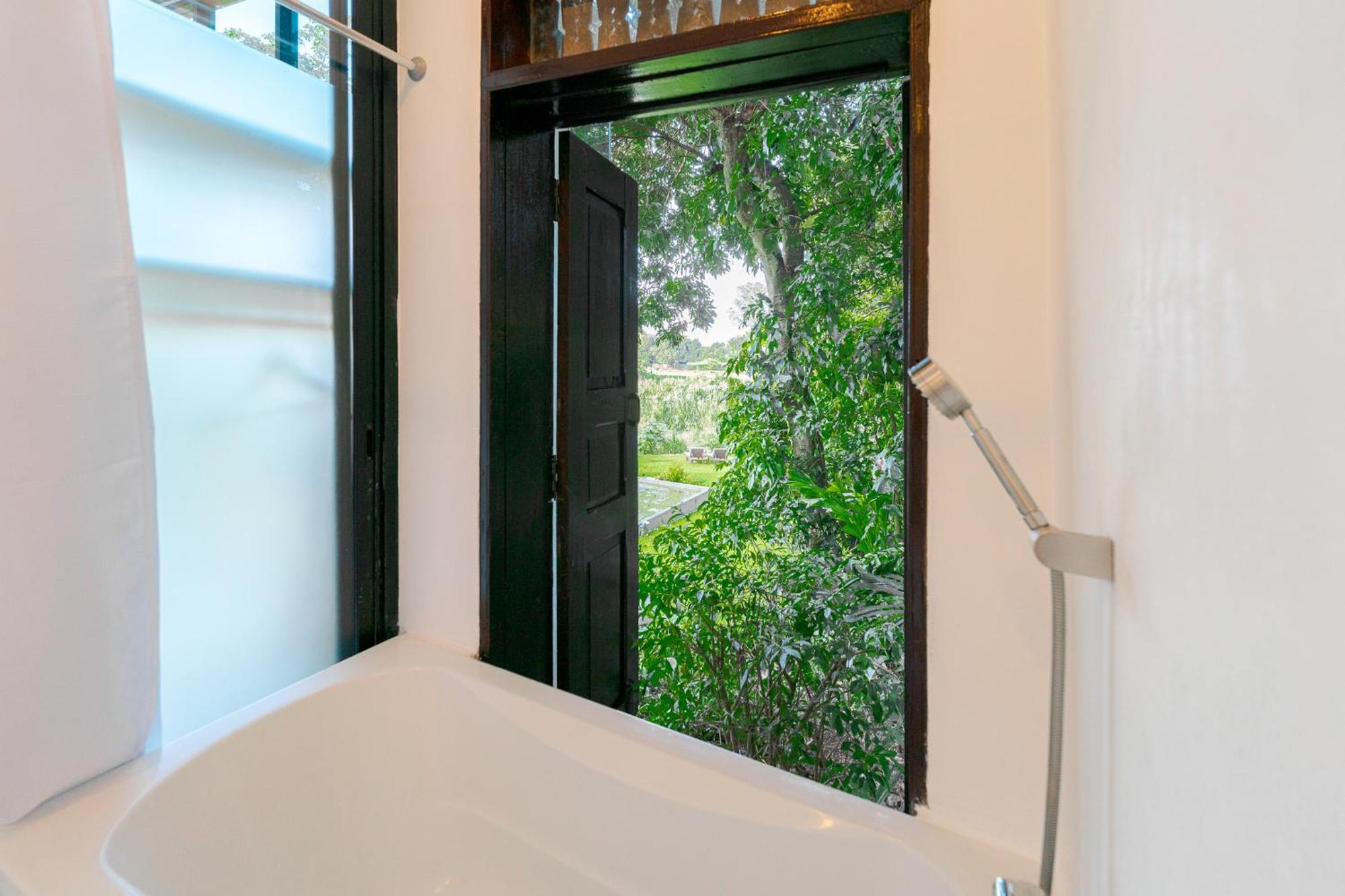 8Th Wonder - Chiang Mai Bed & Breakfast Mae Rim Luaran gambar
